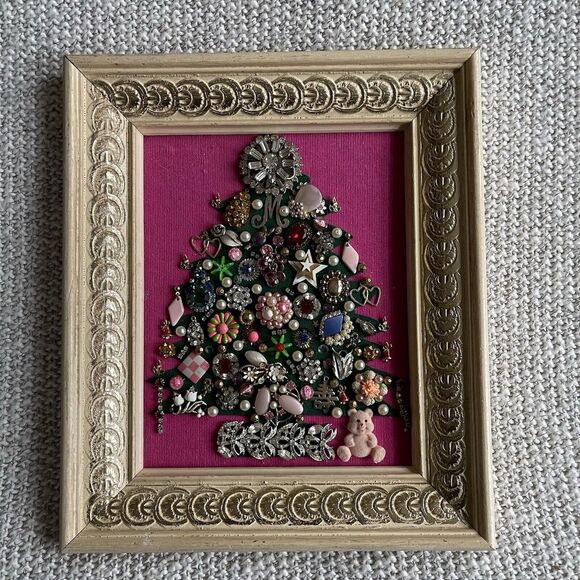 Vintage Rhinestone Jewelry Framed Pink Christmas Tree Art Handmade Collage 14x12 - Picture 1 of 10
